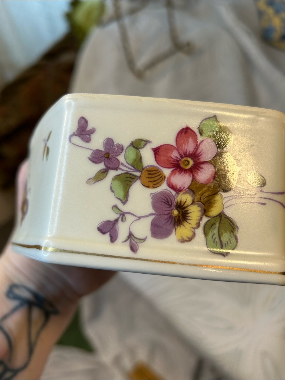 ✨ Lefton Powder Box ✨ - Picture 6 of 10